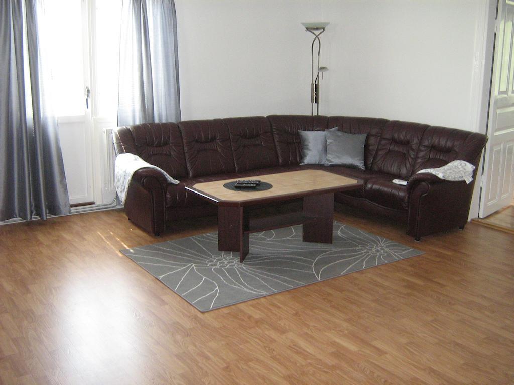 Ulricehamn Nilsagarden Apartment Room photo